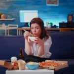 What Happens to Your Body When You Eat Late Every Night