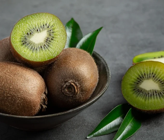 Benefits of Eating Kiwi Skin