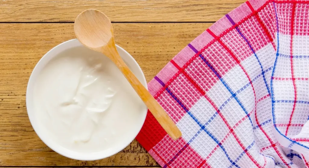 Yogurt’s 5 Powerful Benefits (That Most People Ignore)